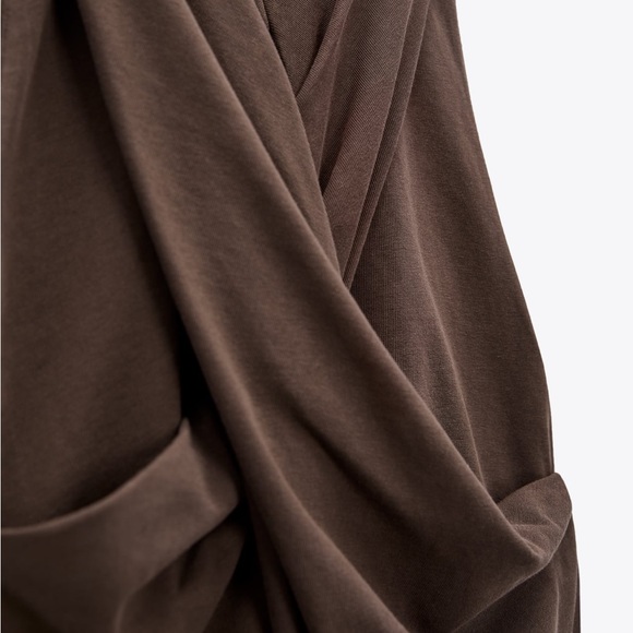 Long Knotted Dress - Picture 6 of 7